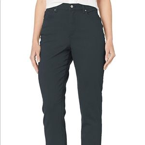 Gloria Vanderbilt Womens Amanda  Stretch Jeans